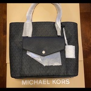 Michael Kors Large Blue Jet Set Tote Bag